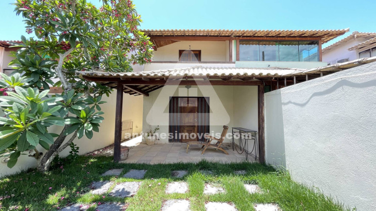 Casa com 4 Quartos à Venda, 225 m² em Portinho - Cabo Frio