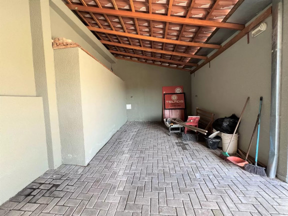 Imagem Casa com 3 Quartos à Venda, 250 m² em Uvaranas - Ponta Grossa