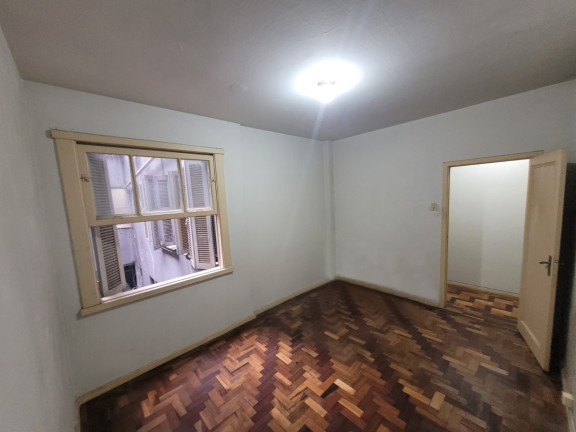 Imagem Imóvel com 2 Quartos à Venda, 95 m² em Centro Histórico - Porto Alegre Imagem Imóvel com 2 Quartos à Venda, 95 m² em Centro Histórico - Porto Alegre