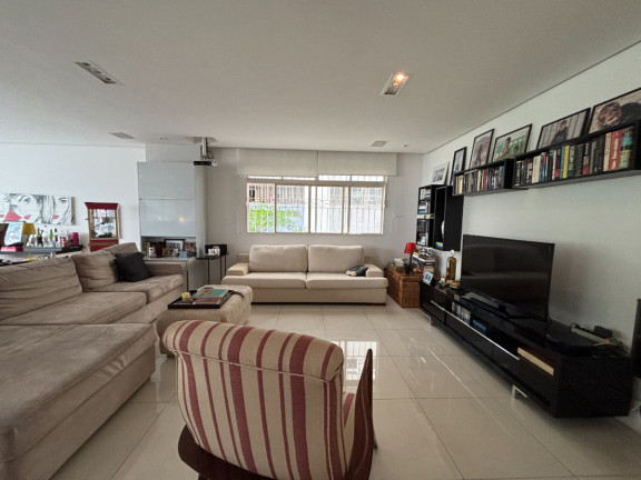 Imagem Apartamento com 4 Quartos à Venda, 233 m² em Santa Cecília - São Paulo
