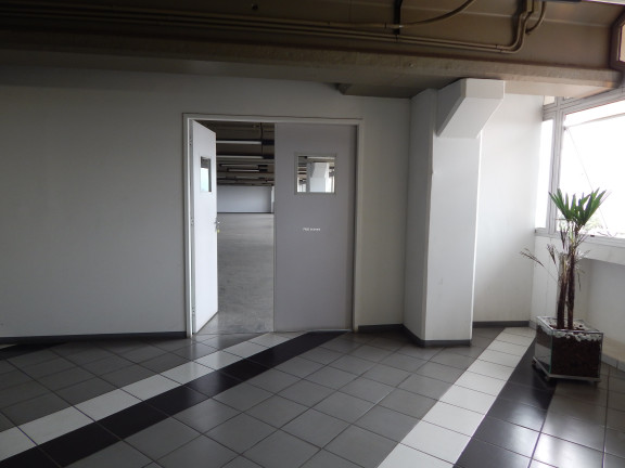 Imagem Imóvel para Alugar, 615 m² em Vila Poupança - Santana De Parnaíba Imagem Imóvel para Alugar, 615 m² em Vila Poupança - Santana De Parnaíba