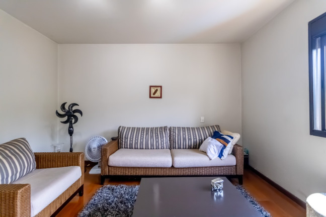 Imagem Apartamento com 3 Quartos à Venda, 245 m² em Vila Suzana - São Paulo