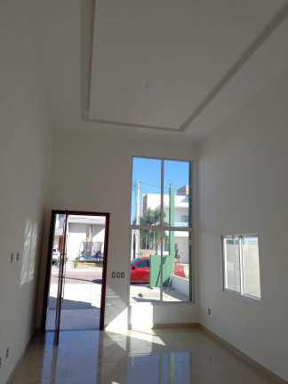 Casa com 3 Quartos à Venda,  em Rincão - Mossoró