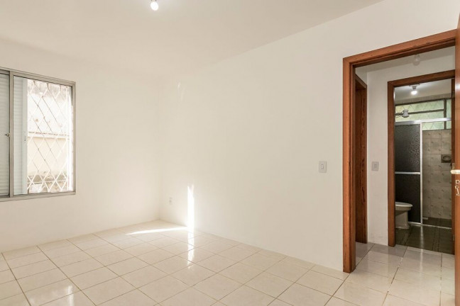 Imagem Apartamento com 2 Quartos à Venda, 61 m² em Teresópolis - Porto Alegre