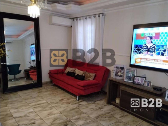 Imagem Casa com 3 Quartos à Venda, 218 m² em Novo Jardim Pagani - Bauru Imagem Casa com 3 Quartos à Venda, 218 m² em Novo Jardim Pagani - Bauru