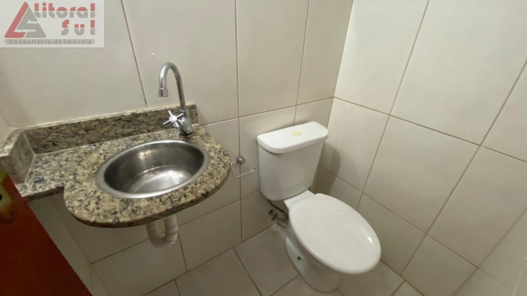 Imagem Sobrado com 2 Quartos à Venda, 86 m² em Canto Do Forte - Praia Grande Imagem Sobrado com 2 Quartos à Venda, 86 m² em Canto Do Forte - Praia Grande