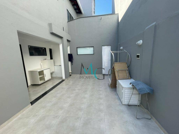 Imagem Casa com 3 Quartos à Venda, 180 m² em Senador Vasconcelos - Rio De Janeiro Imagem Casa com 3 Quartos à Venda, 180 m² em Senador Vasconcelos - Rio De Janeiro