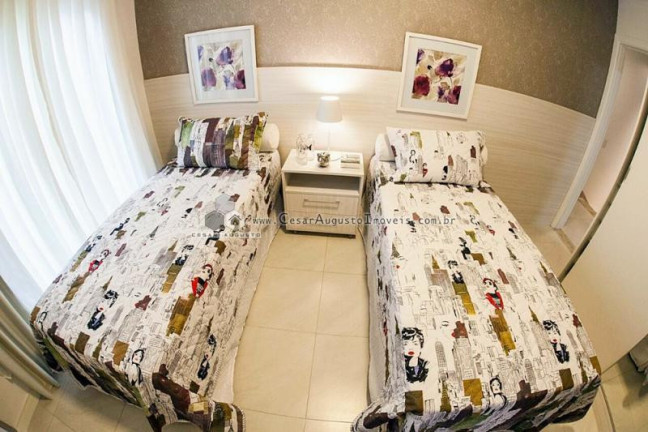 Imagem Casa com 3 Quartos à Venda, 229 m²