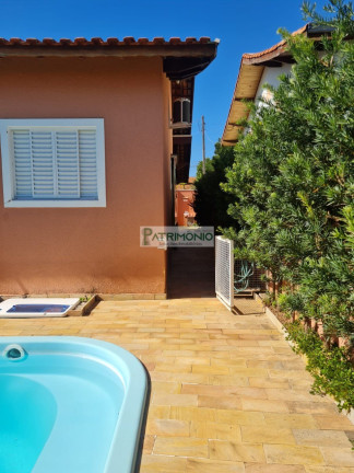 Imagem Casa com 2 Quartos à Venda, 130 m² em Vila Mário Finotelli - Jaguariúna Imagem Casa com 2 Quartos à Venda, 130 m² em Vila Mário Finotelli - Jaguariúna