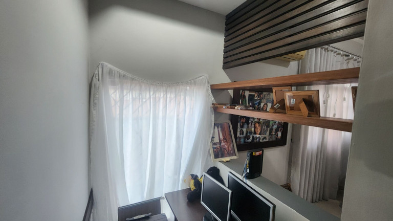 Imagem Casa com 3 Quartos à Venda, 186 m² em Vila São Jorge - São Vicente Imagem Casa com 3 Quartos à Venda, 186 m² em Vila São Jorge - São Vicente