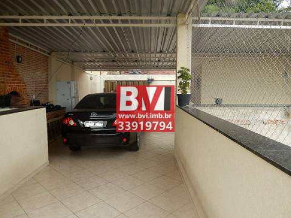 Imagem Casa com 2 Quartos à Venda, 340 m² em Penha Circular - Rio De Janeiro Imagem Casa com 2 Quartos à Venda, 340 m² em Penha Circular - Rio De Janeiro