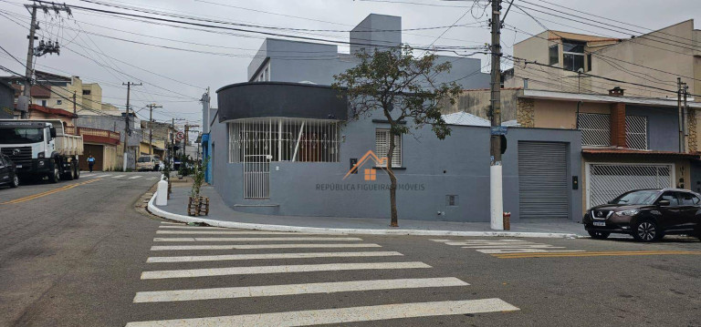 Casa com 2 Quartos à Venda, 150 m² em Utinga - Santo André
