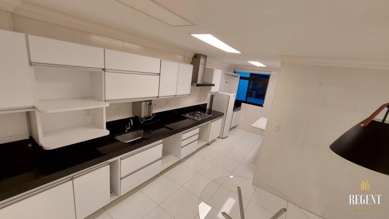 Imagem Apartamento com 3 Quartos à Venda, 180 m² em São Mateus Imagem Apartamento com 3 Quartos à Venda, 180 m² em São Mateus