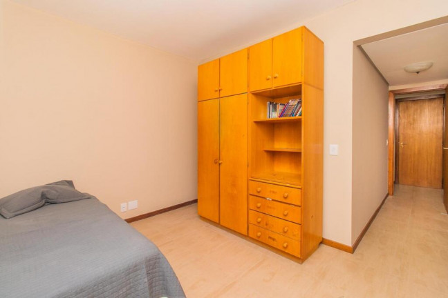 Imagem Apartamento com 3 Quartos à Venda, 178 m² em Auxiliadora - Porto Alegre