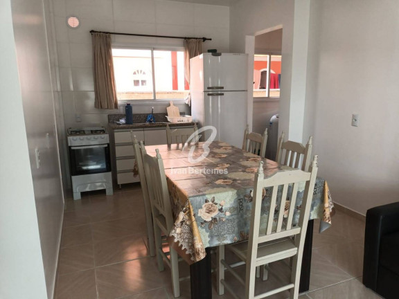 Imagem Apartamento com 3 Quartos para Temporada, em Mariscal - Bombinhas Imagem Apartamento com 3 Quartos para Temporada, em Mariscal - Bombinhas