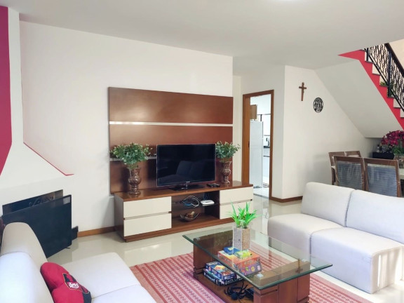 Imagem Casa com 4 Quartos à Venda, 160 m² em Vargem Grande - Teresópolis Imagem Casa com 4 Quartos à Venda, 160 m² em Vargem Grande - Teresópolis