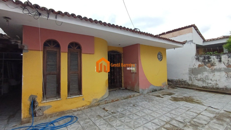 Casa com 3 Quartos à Venda, 384 m² em São Gerardo - Fortaleza