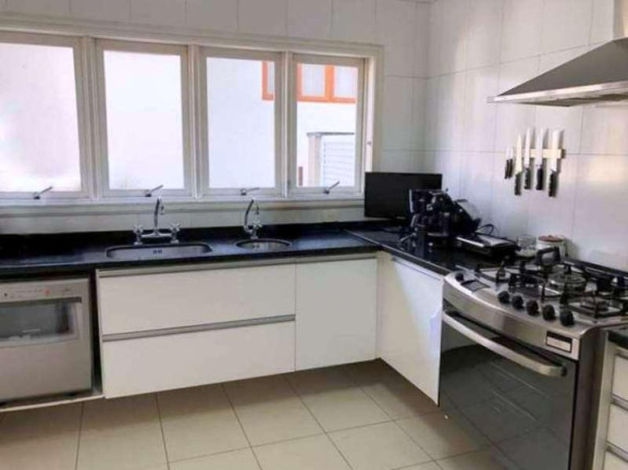 Imagem Casa com 4 Quartos à Venda, 320 m² em Petit Village - Cotia Imagem Casa com 4 Quartos à Venda, 320 m² em Petit Village - Cotia
