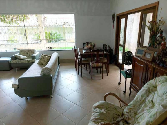Imagem Casa com 6 Quartos à Venda, 674 m² em Cidade Nova Peruibe - Peruíbe