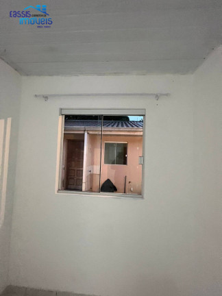 Imagem Casa com 1 Quarto para Alugar, 29 m² em Guaraituba - Colombo Imagem Casa com 1 Quarto para Alugar, 29 m² em Guaraituba - Colombo