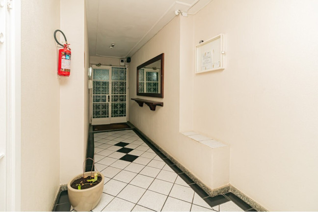 Imagem Apartamento com 2 Quartos à Venda, 76 m² em Auxiliadora - Porto Alegre Imagem Apartamento com 2 Quartos à Venda, 76 m² em Auxiliadora - Porto Alegre