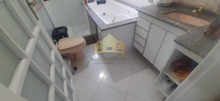 Imagem Sobrado com 3 Quartos à Venda, 213 m² em Vila Nhocune - São Paulo