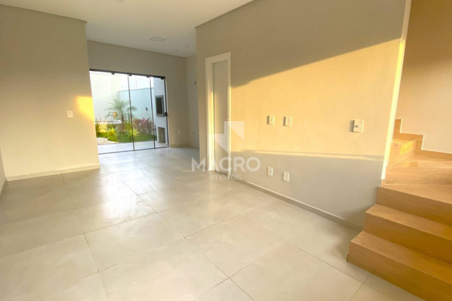 Imagem Casa com 2 Quartos à Venda, 92 m² em Três Rios Do Norte - Jaraguá Do Sul