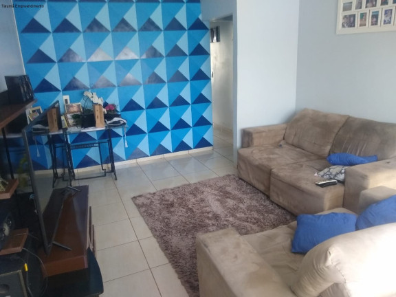 Imagem Imóvel com 3 Quartos à Venda,  em Sinop - Sinop