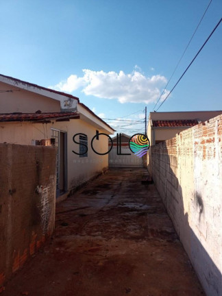 Imagem Casa com 2 Quartos à Venda, 189 m² em Jardim Europa (vila Xavier) - Araraquara Imagem Casa com 2 Quartos à Venda, 189 m² em Jardim Europa (vila Xavier) - Araraquara