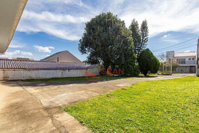 Imagem Casa com 4 Quartos para Alugar, 520 m² em Santa Felicidade - Curitiba Imagem Casa com 4 Quartos para Alugar, 520 m² em Santa Felicidade - Curitiba