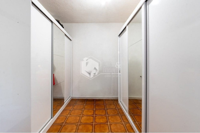 Imagem Casa com 3 Quartos à Venda, 240 m² em Jardim Aeroporto - São Paulo Imagem Casa com 3 Quartos à Venda, 240 m² em Jardim Aeroporto - São Paulo