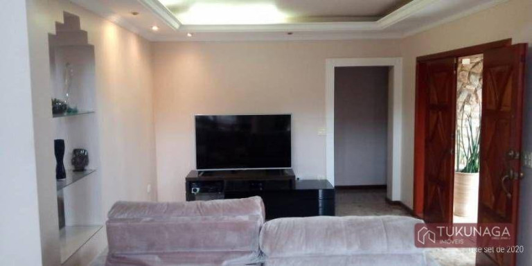 Imagem Sobrado com 7 Quartos à Venda, 1.900 m² em Portal Dos Gramados - Guarulhos Imagem Sobrado com 7 Quartos à Venda, 1.900 m² em Portal Dos Gramados - Guarulhos