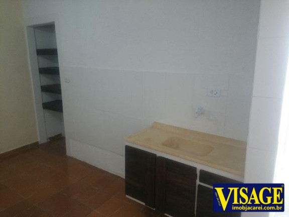 Imagem Sobrado com 2 Quartos à Venda,  em Jd. Emilia - Jacareí