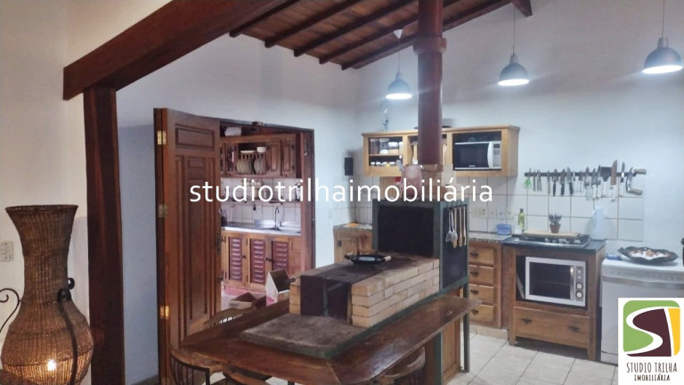Imagem Casa com 4 Quartos à Venda, em Pereque - Ilhabela Imagem Casa com 4 Quartos à Venda, em Pereque - Ilhabela