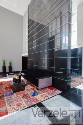 Imagem Apartamento com 3 Quartos à Venda, 130 m² em Centro - Balneário Camboriú Imagem Apartamento com 3 Quartos à Venda, 130 m² em Centro - Balneário Camboriú