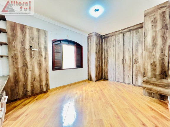 Imagem Casa com 3 Quartos à Venda, 118 m² em Tupi - Praia Grande Imagem Casa com 3 Quartos à Venda, 118 m² em Tupi - Praia Grande