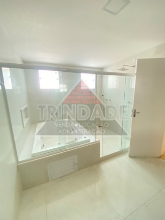 Imagem Casa com 5 Quartos à Venda, 600 m² em Vargem Grande - Rio De Janeiro