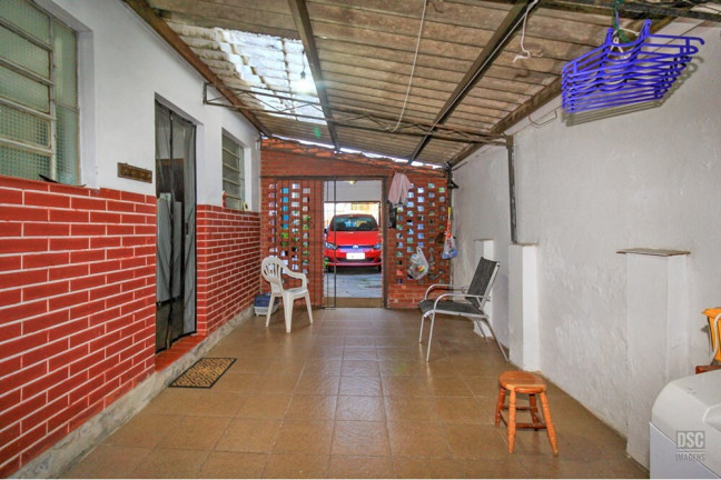 Imagem Casa com 3 Quartos à Venda, 130 m² em Santana - Porto Alegre Imagem Casa com 3 Quartos à Venda, 130 m² em Santana - Porto Alegre