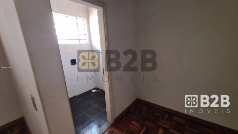Imagem Casa com 3 Quartos para Alugar, 300 m² em Jardim Estoril Iv - Bauru Imagem Casa com 3 Quartos para Alugar, 300 m² em Jardim Estoril Iv - Bauru