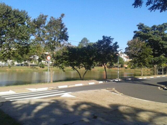 Imagem Casa com 3 Quartos à Venda, 320 m² em Jardim Do Lago - Atibaia