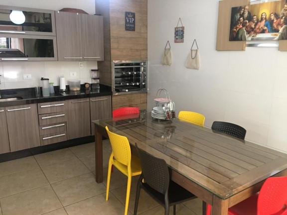 Imagem Sobrado com 4 Quartos à Venda, 260 m² em Centro - Mandaguari 