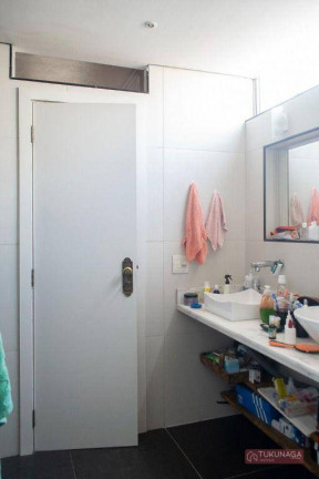 Imagem Apartamento com 3 Quartos à Venda, 147 m² em água Fria - São Paulo