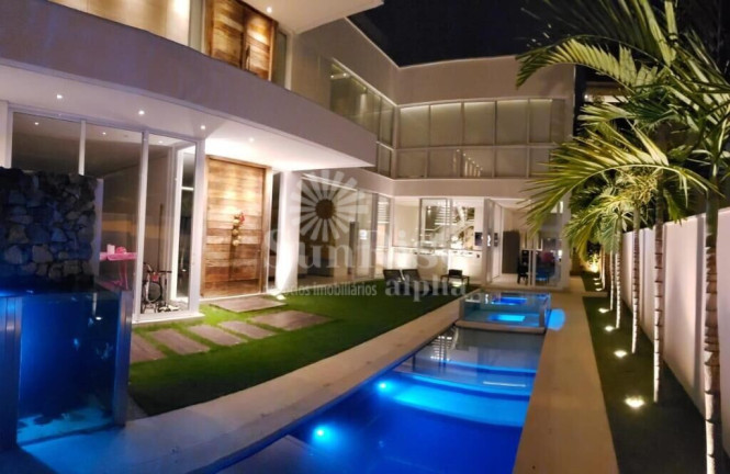 Imagem Casa com 4 Quartos à Venda, 417 m² em Tamboré - Barueri