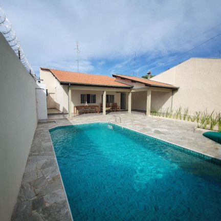 Casa com 3 Quartos à Venda, 180 m² em Jardim Americano - Lins