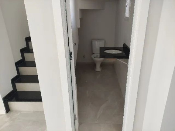 Imagem Sobrado com 3 Quartos à Venda, 180 m² em Portão - Curitiba