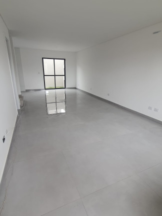 Imagem Sobrado com 3 Quartos à Venda, 125 m² em Bairro Alto - Curitiba Imagem Sobrado com 3 Quartos à Venda, 125 m² em Bairro Alto - Curitiba