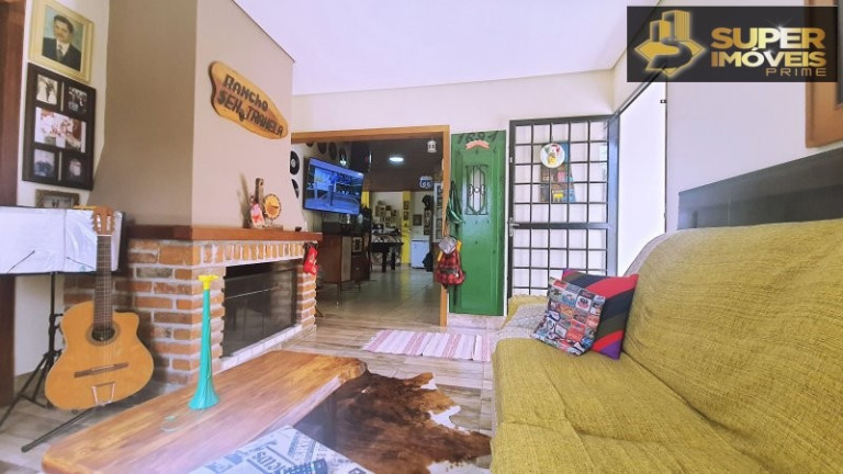 Imagem Casa com 2 Quartos à Venda, 175 m² em Centro - Pelotas Imagem Casa com 2 Quartos à Venda, 175 m² em Centro - Pelotas
