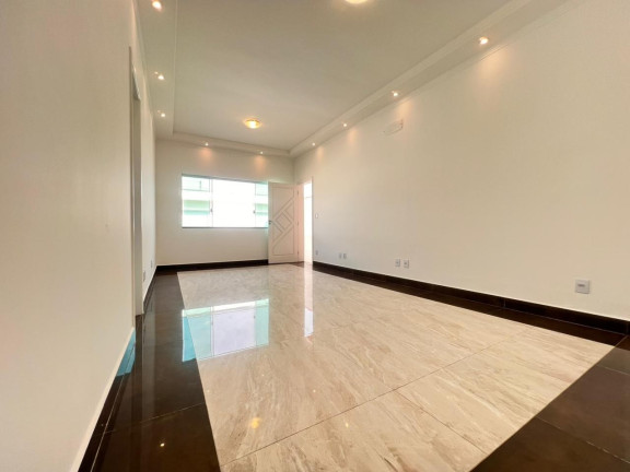 Imagem Casa com 3 Quartos à Venda, em Real - Praia Grande Imagem Casa com 3 Quartos à Venda, em Real - Praia Grande