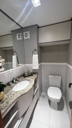 Imagem Apartamento com 2 Quartos à Venda, 86 m²