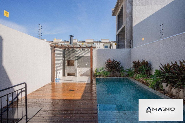 Sobrado com 3 Quartos à Venda, 200 m² em Canadá - Cascavel